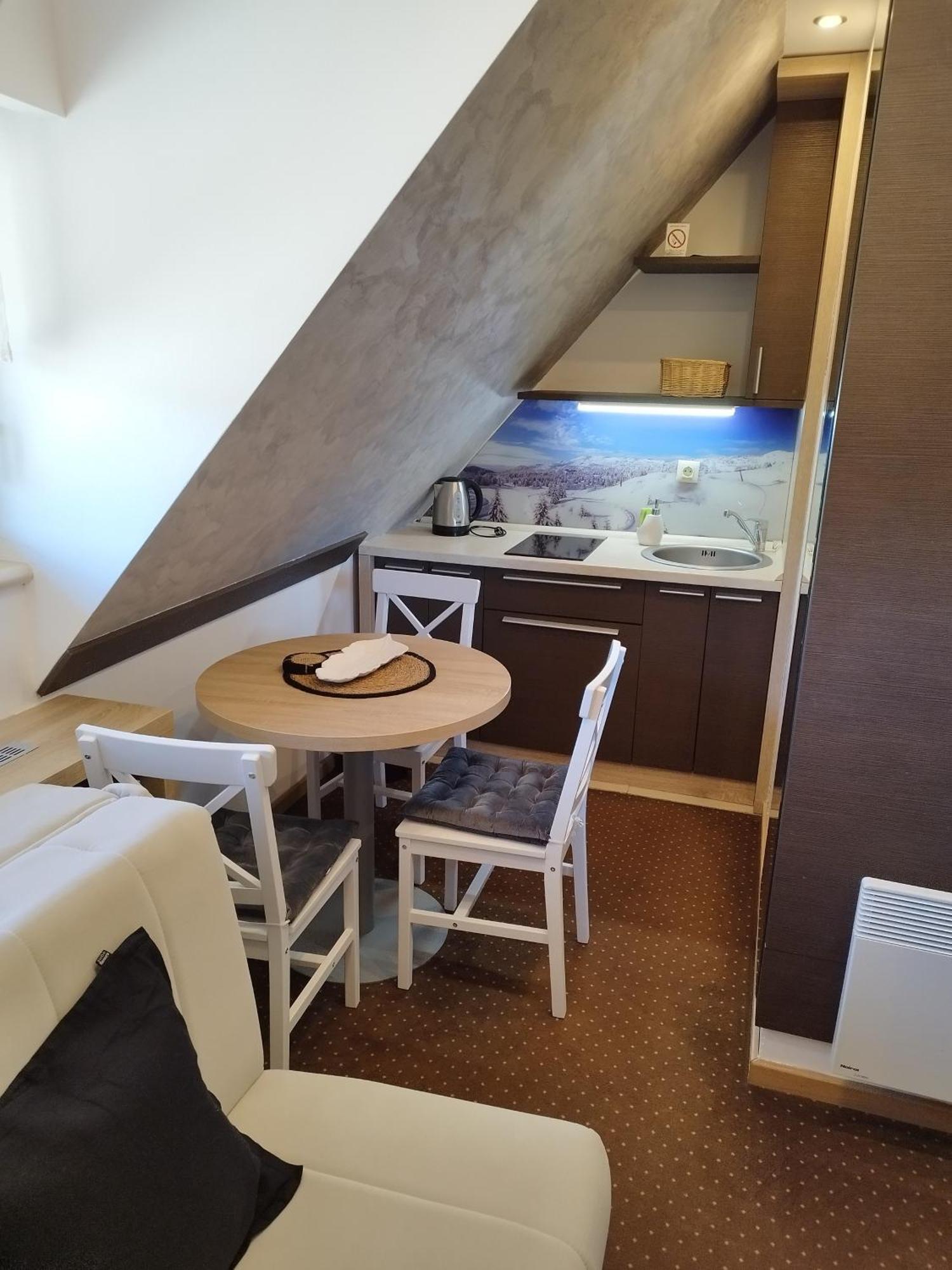 Apartment Maja Konaci โคเปานิก ภายนอก รูปภาพ
