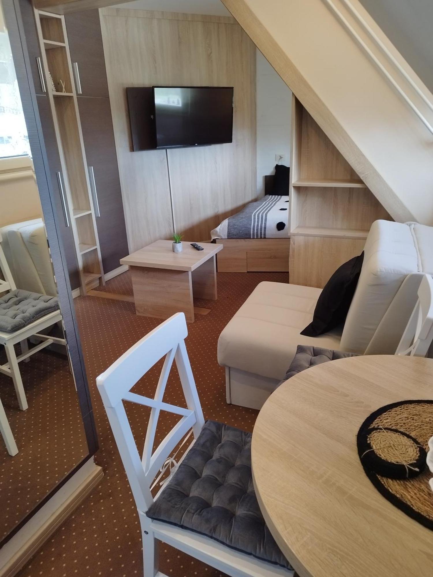 Apartment Maja Konaci โคเปานิก ภายนอก รูปภาพ