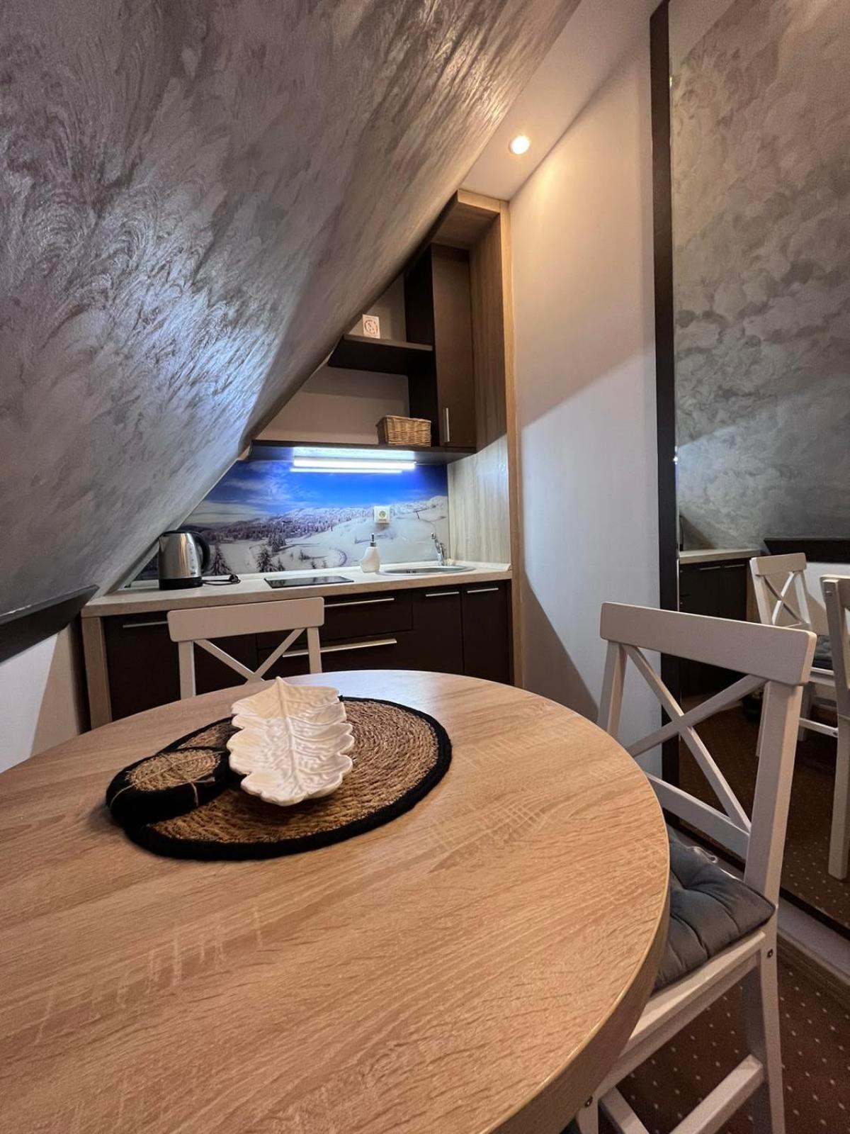 Apartment Maja Konaci โคเปานิก ภายนอก รูปภาพ